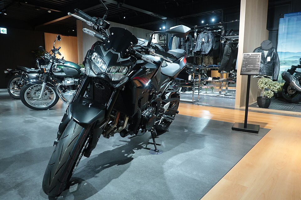 Kawasaki Z900