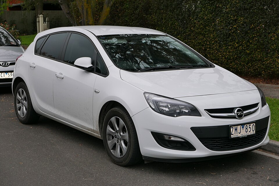 Opel Astra J