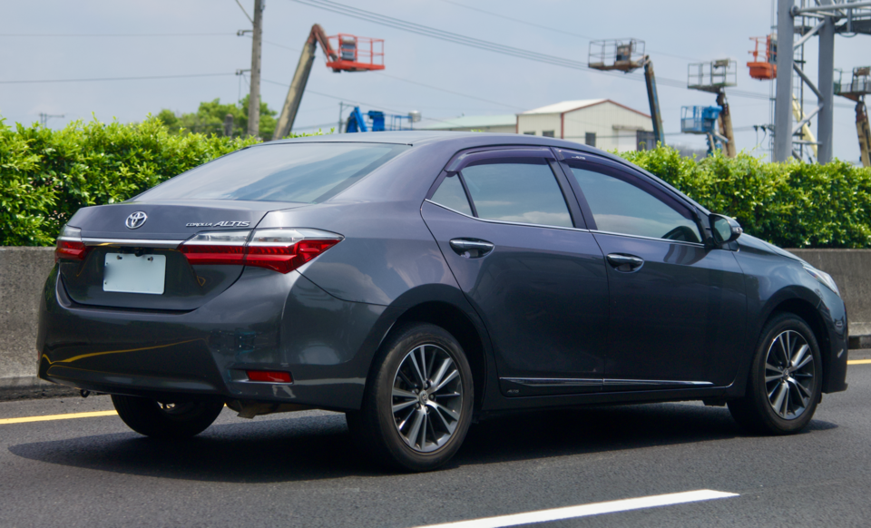 Toyota Corolla (E170)