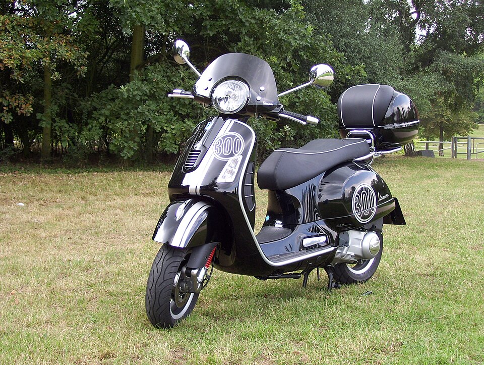 Vespa GTS 300